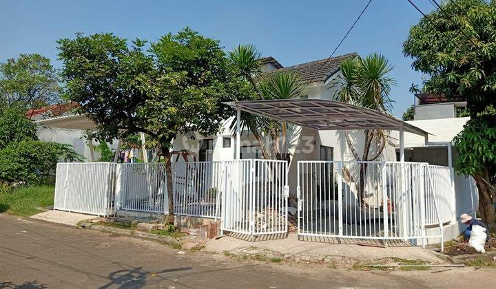 Rumah hook 2 lantai samping pintu toll BSD 1