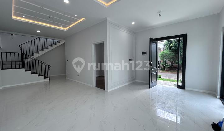 Rumah Hook Brand New di Kireina BSD Dekat Toll BSD 2