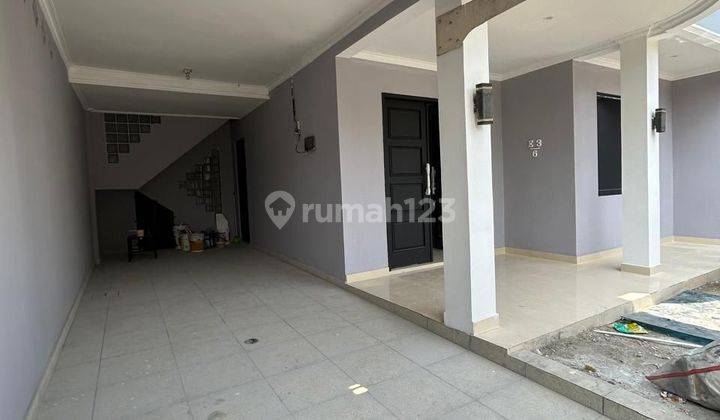 Rumah 2 Lantai Depan Taman Samping Pintu Toll Bsd 2