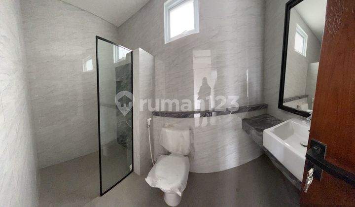 Rumah Premium di Cosmo Bsd 2