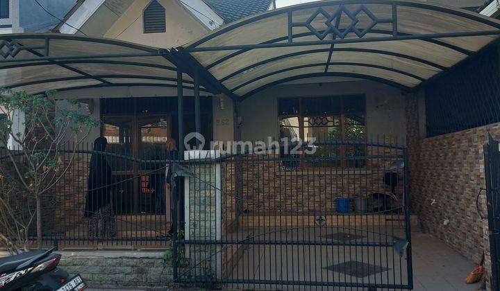 Rumah Depan Taman Dan Dekat Pintu Toll Bsd 1