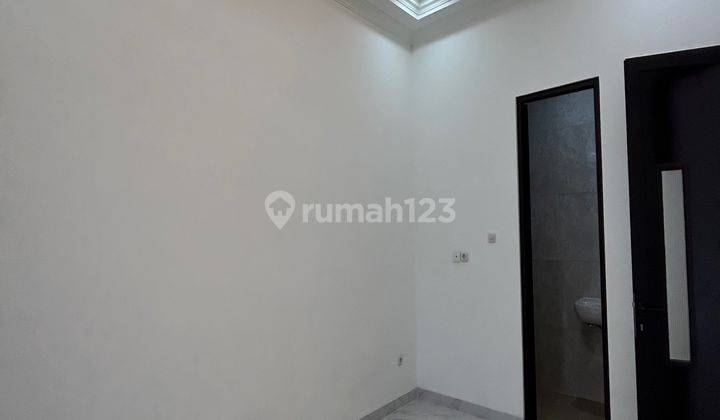 Rumah 2 Lantai Samping Pintu Toll Bsd Dan Stasiun Rawabuntu 2