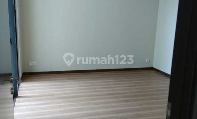 House For Sale In Navapark Bsd Near Toll Aeon 2