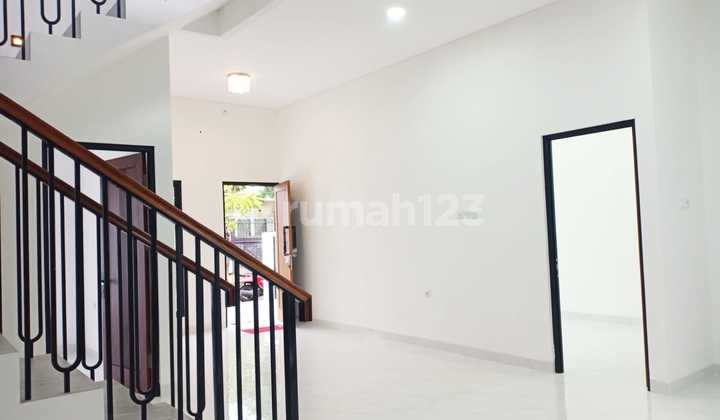 Brand New 2 Lantai Samping Pintu Toll Bsd 2