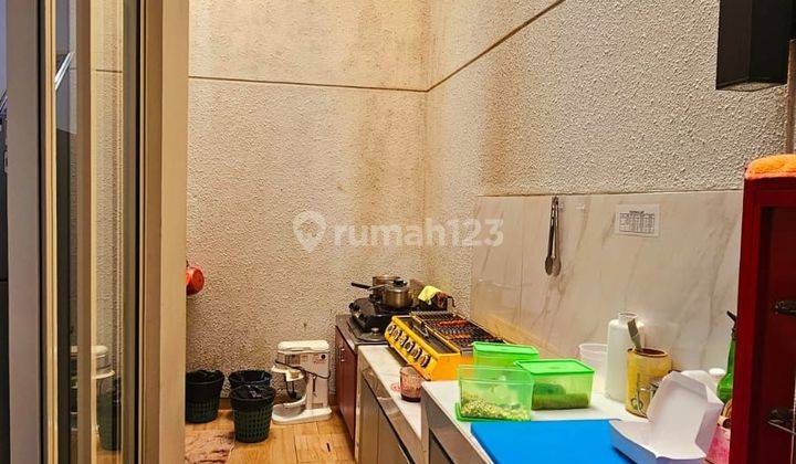 Rumah 2 Lantai Kawasan Asri Hijau Dekat Area Perkantoran Lebak Bulus Jakarta Selatan 2