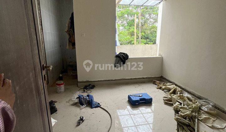 Dijual Rumah Baru Lokasi Aman Di Kav Dki Meruya Jakbar 2