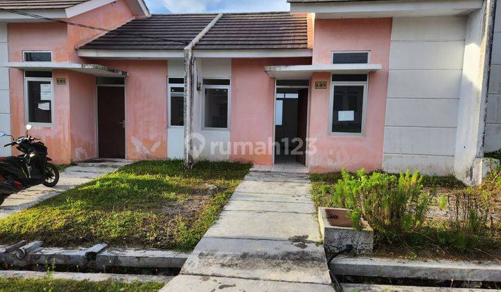 Over Kredit Rumah murah  dekat stasiun 1