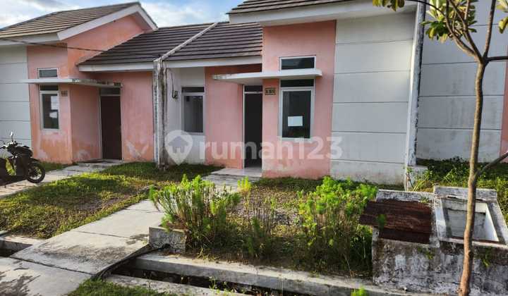 Over Kredit Rumah murah  dekat stasiun 2
