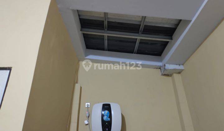 Over Rumah Sudah Renov SHM Dekat Stasiun Maja 2