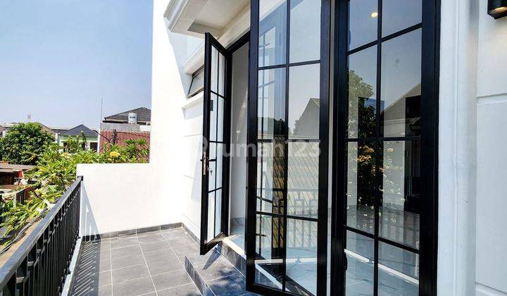 Rumah Graha Raya 2 Lantai Baru SHM,American Classic, Tangerang Selatan 2