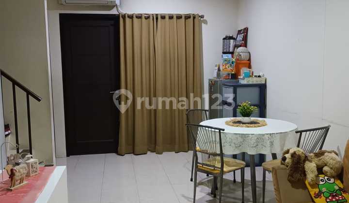 Rumah cantik 2 lantai di Viladia Residence, Tangsel 2
