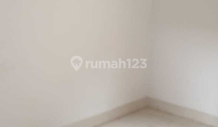 Modern 2-story house ready for occupancy in the Discovery Conserva cluster. 2