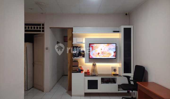 Rumah minimalis dalam komplek di Villa Bintaro Regency 