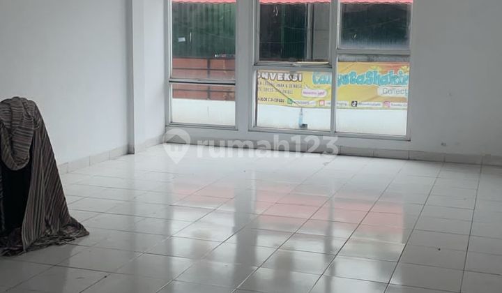 Ruko siap pakai 2 lantai di Cipadu 2