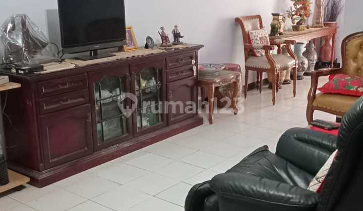 Rumah 2 lantai siap huni di camar Sektor 3 bintaro 2