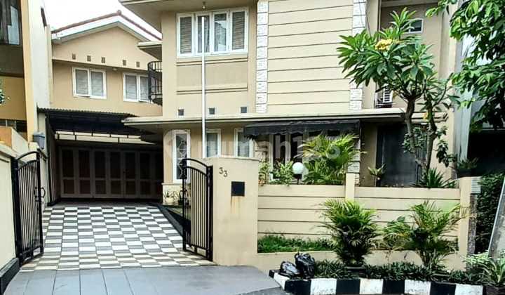Beautiful house ready to occupy in Bintaro Sector 9