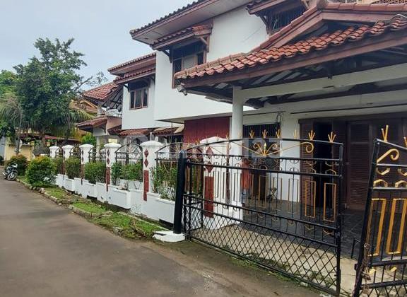 A ready-to-occupy 2-story house in Villa Bintaro
