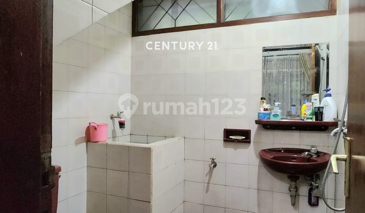 Semi Furnished House Large Yard Strategic VC16489 2