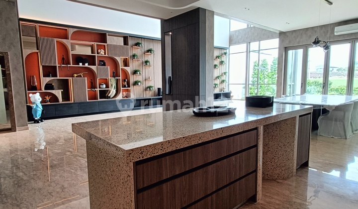 Rumah Dijual di Pantai Indah Kapuk Siap Huni