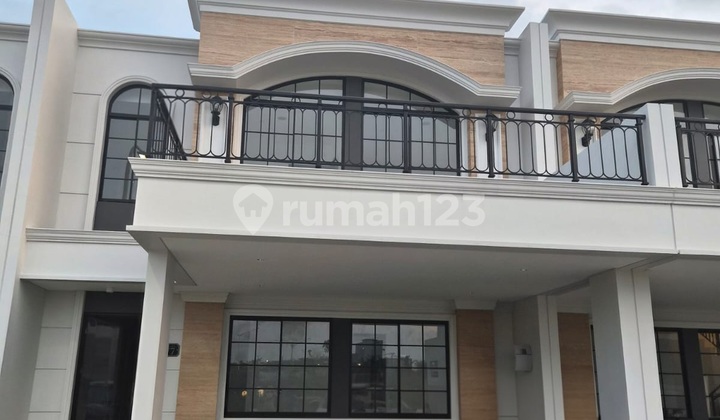 8X10 House in Pantai Indah Kapuk 2, New and Clean