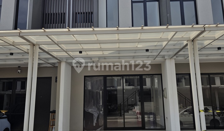 2-Story House in Pantai Indah Kapuk 2 Ready to Occupied