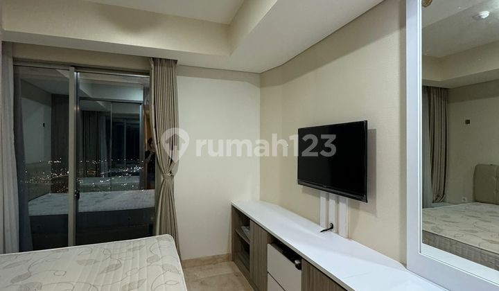 Apartemen Gold Coast di Pantai Indah Kapuk Tipe Studio Furnished 2