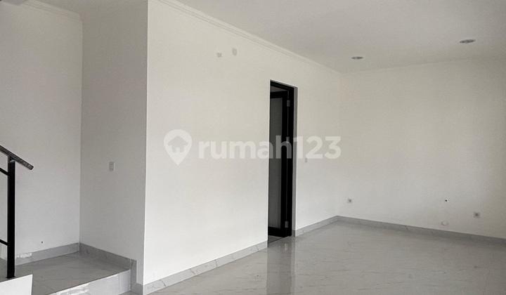 Rumah 8X10 2 Lantai di Pantai Indah Kapuk 2 Brand New 2