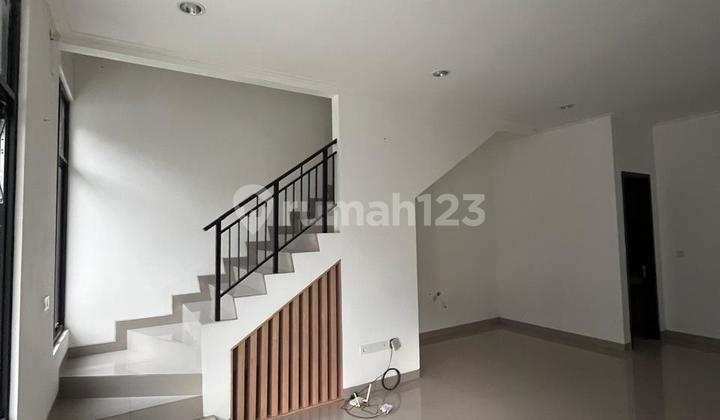 Rumah 8X15 di Pantai Indah Kapuk 2 Bagus dan Terawat 2