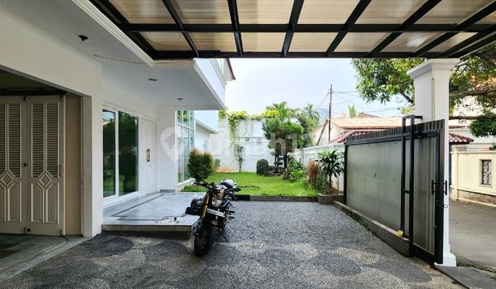 Rumah Komplek Perumahan di Ampera Rumah Komplek Perumahan di Ampera