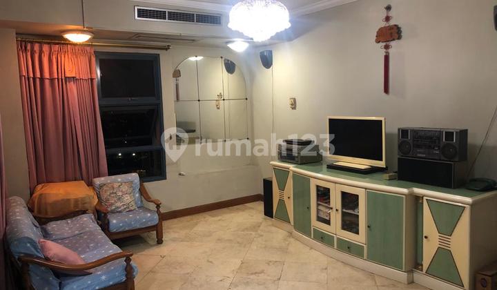 Apartemen Grand Tropik 3 BR Semi Furnished. Cwrp 1