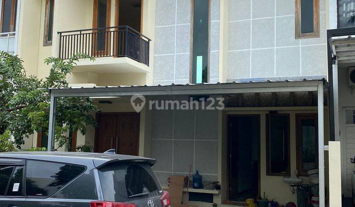 Rumah 2 Lantai Bagus Semi Furnished SHM di Cluster Taman Puri, Bekasi. Cwrp 1