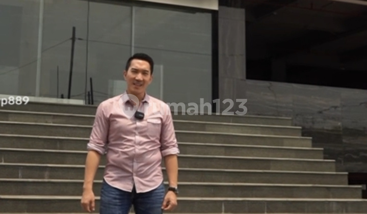 Perkantoran di Jalan Pondok Pinang Raya, Jakarta Selatan 4.000 m Baru SHM