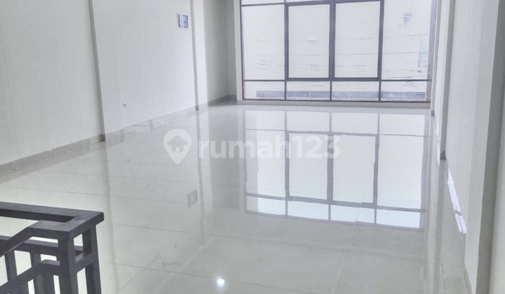 Ruko Baru 3 Gandeng Di Jatinegara Jakarta Timur