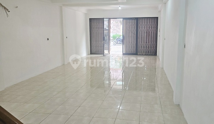 Ruko Sewa / Jual di Kelapa Gading Boulevard Jakarta Utara