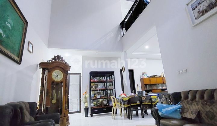 RUMAH SIAP HUNI, 2 LANTAI DI KAWASAN KELAPA GADING TIMUR
