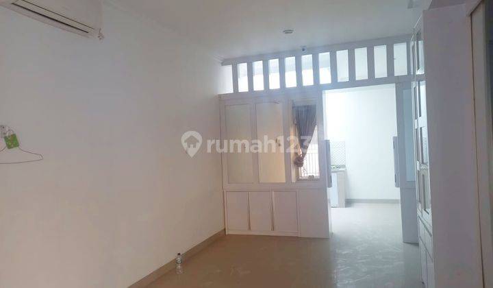 Rumah di Rawamangun,  3 lantai, Jaktim, dekat dgn mall Arion 2