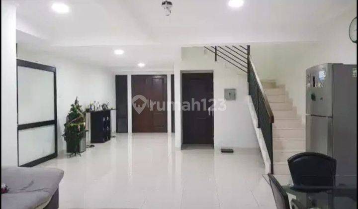 Rumah Full Renovasi di Janur Elok, Kelapa Gading Jakarta Utara  2