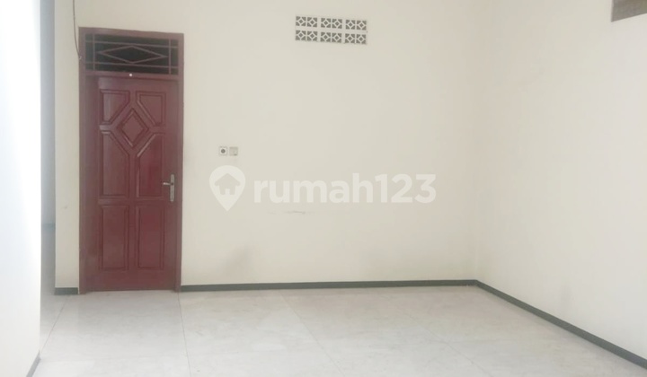 Rumah Johar Baru Jakarta Pusat 2