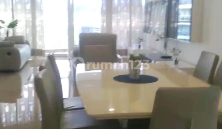 Newly Renovated 3+1 Apartement Royale Springhill Kemayoran Jakarta 2