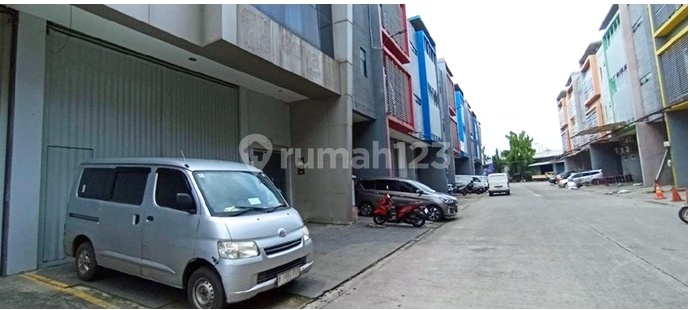 Gudang & Kantor Infinia Park Tebet Jakarta Selatan Gudang & Kantor Infinia Park Tebet Jakarta Selatan