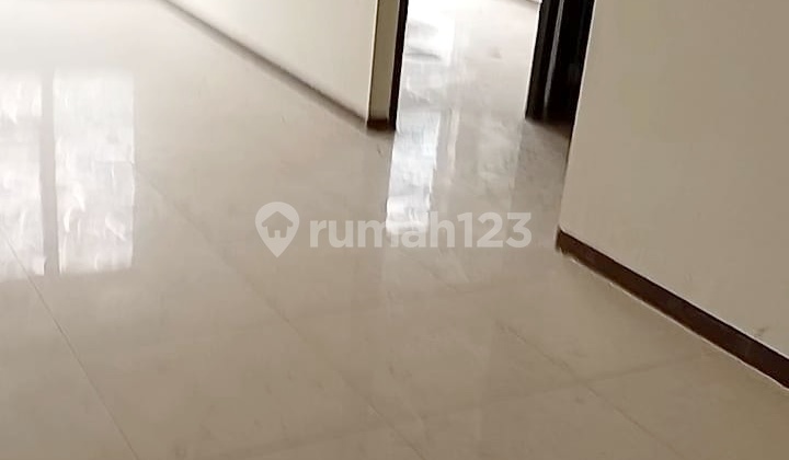 Apartemen 3kamar Tidur Di Niffaro Park Jakarta Selatan 2