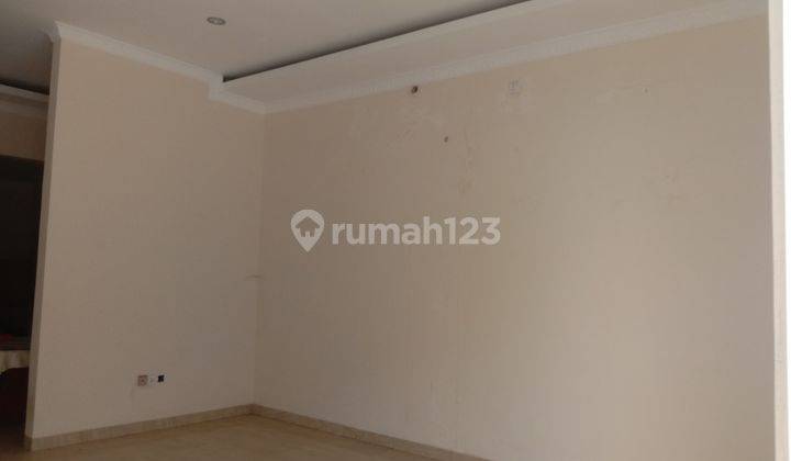 R006 Lokasi dekat pintu Tol Cakung Barat dan AEON Mall 3