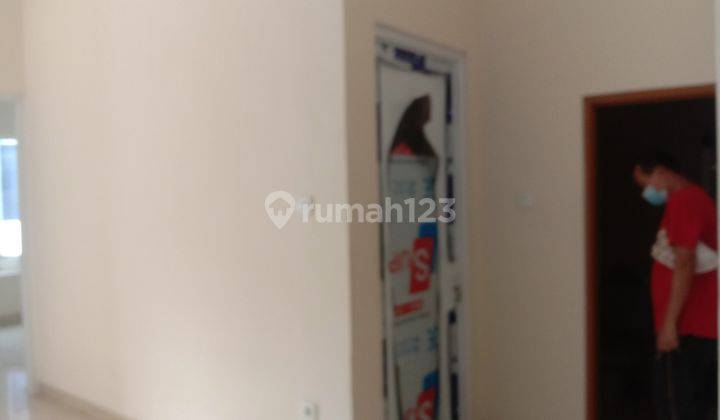 R006 Lokasi dekat pintu Tol Cakung Barat dan AEON Mall 12