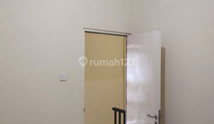 Rumah cantik siap hunni di Perumahan park Resident 4