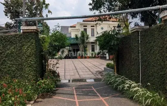 Rumah Berhalaman Luas di Area Strategis Berlokasi di Cilandak Jakarta Selatan  2