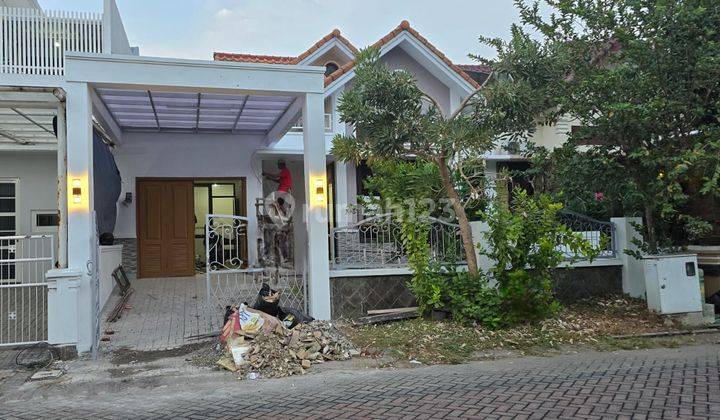 Disewakan Rumah Nyaman Dan Strategis di Taman Gapura Citraland 1