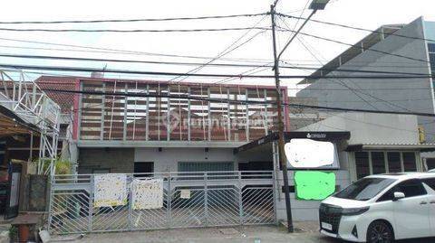 Disewakan Ruko di Jl. Kh Mas Mansyur Surabaya Barat  8