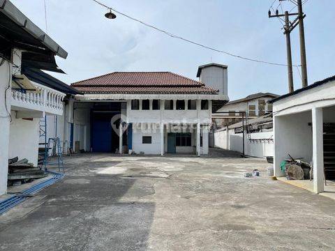 Disewakan Gudang Bagus di Raya Mastrip Surabaya  7