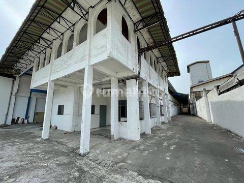 Disewakan Gudang Bagus di Raya Mastrip Surabaya  9