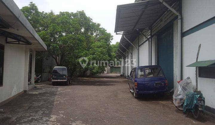 Disewakan Gudang Ex Pabrik di Jalan Raya Boboh Kepatihan  2